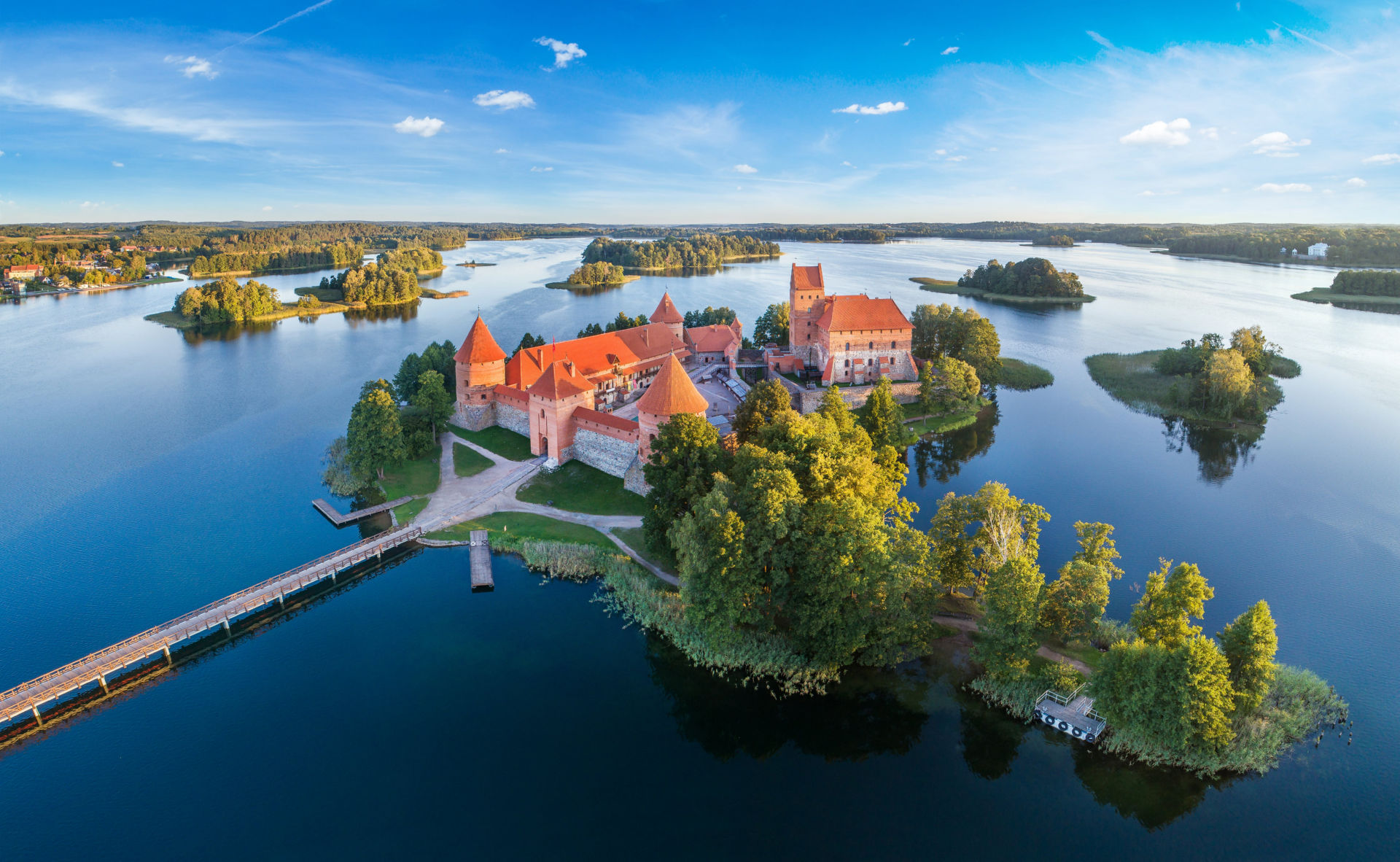 Transfers from Kaunas airport to Trakai